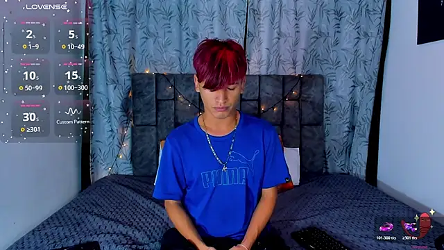 Snapshot of IhanKing chatting on June 2026 07:35:02 PM IhanKing online show from June 2026 07:35:02 PM