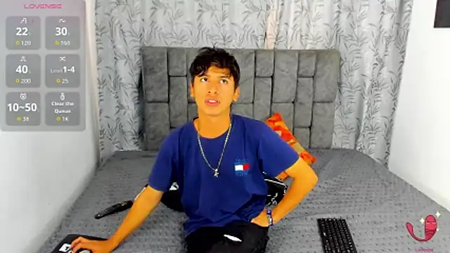 Snapshot of IhanKing chatting on June 2026 07:19:01 PM IhanKing online show from June 2026 07:19:01 PM