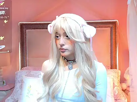 VaLuu   online show from May 2026 12:48:01 PM