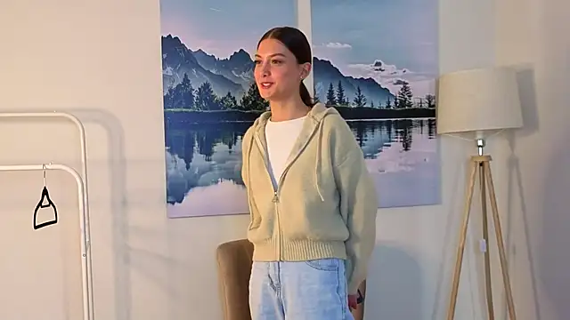 Snapshot of NatashaRieker chatting on April 2026 09:37:01 AM NatashaRieker online show from April 2026 09:37:01 AM