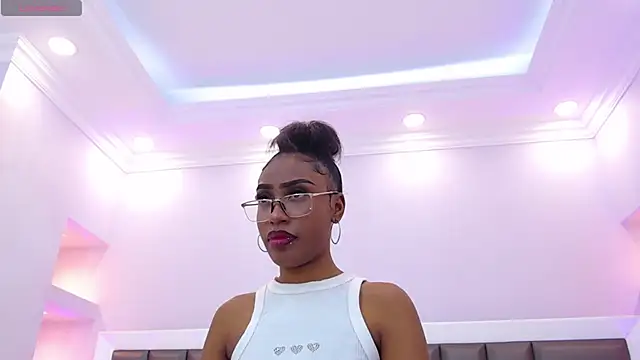 LissaTaylors online show from June 2026 02:28:02 PM