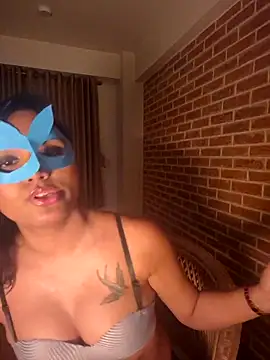 Snapshot of jellyyynspicyyy chatting on April 2026 02:10:01 PM jellyyynspicyyy online show from April 2026 02:10:01 PM