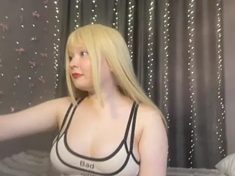 krissimo online show from April 2026 03:27:01 PM
