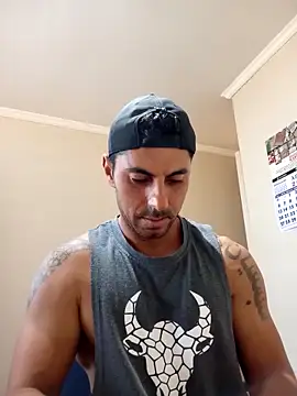 Snapshot of Fittrainer21 chatting on April 2026 09:02:02 PM Fittrainer21 online show from April 2026 09:02:02 PM