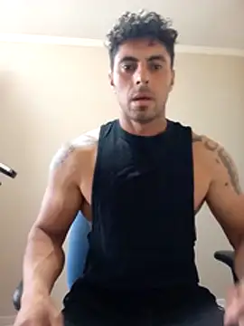 Fittrainer21 online show from April 2026 07:04:02 PM