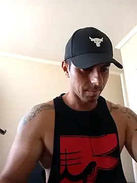 Snapshot of Fittrainer21 chatting on April 2026 07:38:02 PM Fittrainer21 online show from April 2026 07:38:02 PM