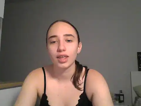 Snapshot of DarkMirel chatting on June 2026 06:14:01 PM DarkMirel online show from June 2026 06:14:01 PM