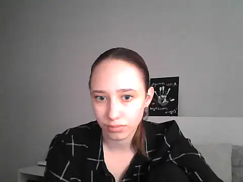 Snapshot of DarkMirel chatting on May 2026 04:22:02 PM DarkMirel online show from May 2026 04:22:02 PM