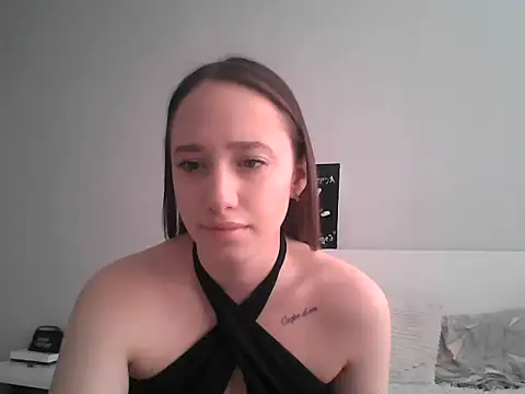 Snapshot of DarkMirel chatting on April 2026 11:28:01 AM DarkMirel online show from April 2026 11:28:01 AM