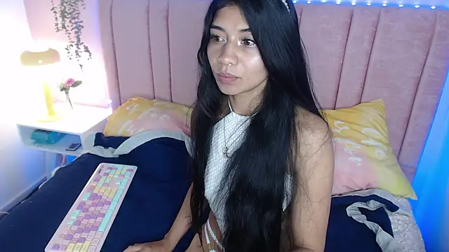 Snapshot of Shamel_Brm chatting on May 2026 12:04:02 PM Shamel Brm online show from May 2026 12:04:02 PM