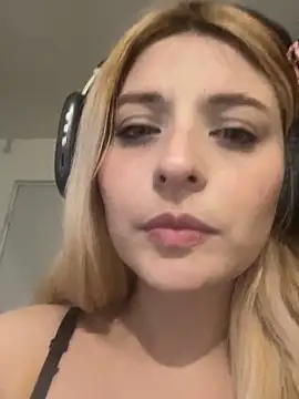 Bunnysweet95 online show from April 2026 03:13:01 AM