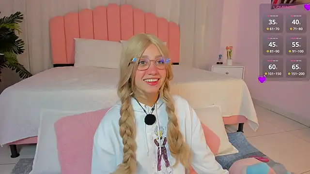 sweett fire online show from May 2026 05:38:02 PM
