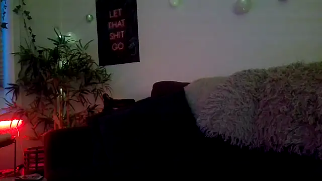 shyhornymommy online show from May 2026 11:52:02 PM
