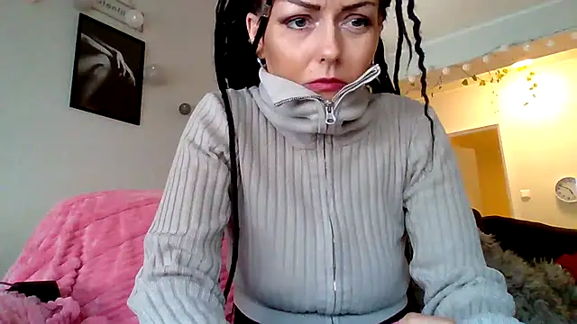 shyhornymommy online show from April 2026 02:47:02 PM