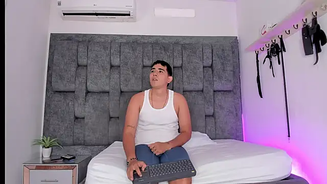 LordDrako os online show from June 2026 06:52:01 PM