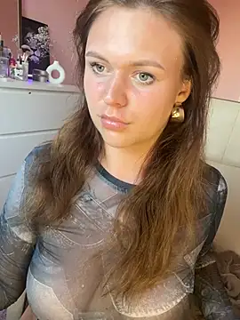 SweetLikaaa online show from June 2026 06:46:02 PM