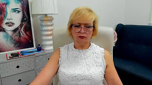 luna xfantasy online show from June 2026 06:34:01 AM