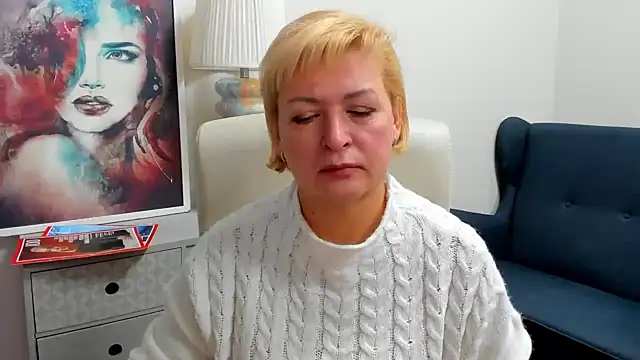 luna xfantasy online show from April 2026 07:02:01 AM