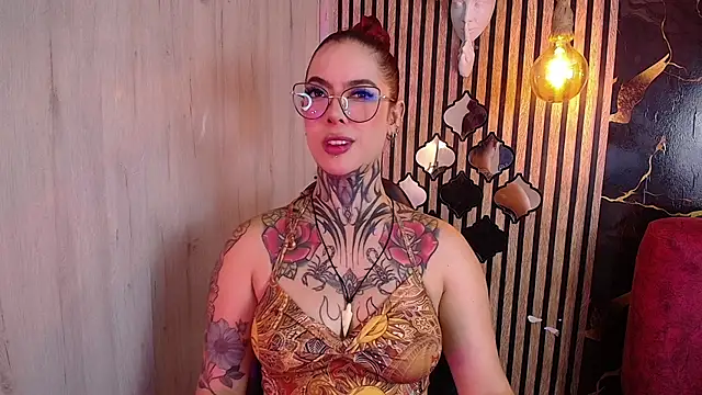 Atenea Red online show from June 2026 09:01:01 PM
