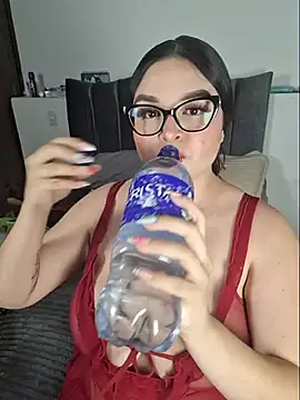 Snapshot of Nicolevega1 chatting on June 2026 02:06:01 AM Nicolevega1 online show from June 2026 02:06:01 AM