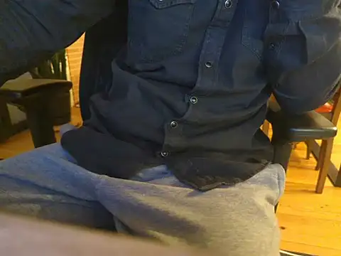 the big white cock fr online show from April 2026 09:41:01 PM