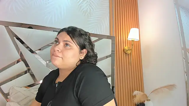 Eimy Curvy online show from May 2026 12:58:01 AM