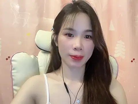 Luna3579 online show from May 2026 03:26:01 PM
