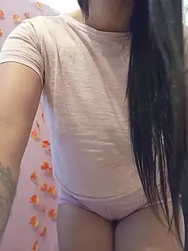 Snapshot of DaniellaGiraldo chatting on July 2026 01:44:01 PM DaniellaGiraldo online show from July 2026 01:44:01 PM