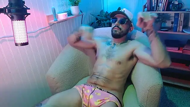 Snapshot of NickyThix chatting on April 2026 01:00:01 AM NickyThix online show from April 2026 01:00:01 AM