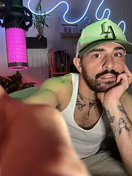 Snapshot of NickyThix chatting on April 2026 04:06:01 AM NickyThix online show from April 2026 04:06:01 AM