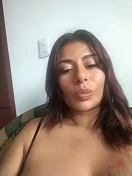 NautyValery online show from April 2026 10:00:02 PM