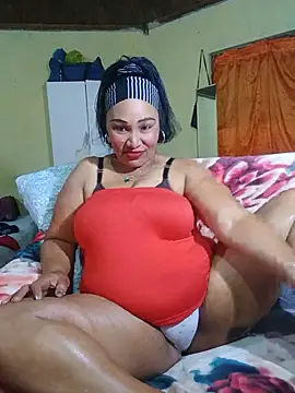 Snapshot of Divine_doll chatting on July 2026 09:12:01 PM Divine doll online show from July 2026 09:12:01 PM