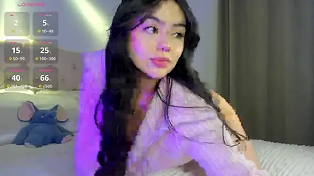 holly444  online show from June 2026 04:50:01 AM