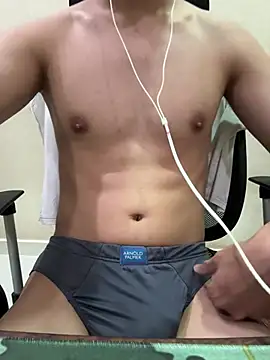 felixox25 online show from May 2026 05:33:01 AM