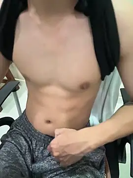felixox25 online show from April 2026 07:44:01 AM