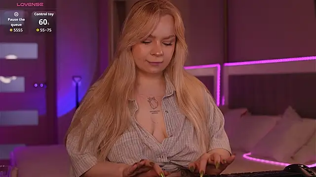 LisaLove3 online show from May 2026 08:24:01 AM