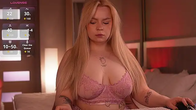 LisaLove3 online show from May 2026 07:03:02 AM