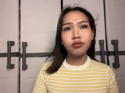 lady clea online show from April 2026 07:42:02 AM