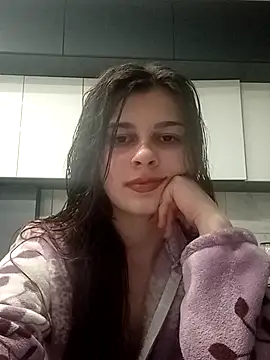 Eveline5038 online show from April 2026 07:18:01 PM