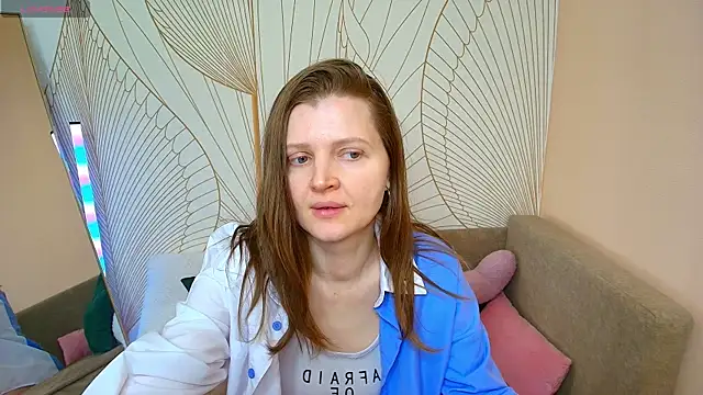 Liza  Evans online show from April 2026 02:02:02 AM