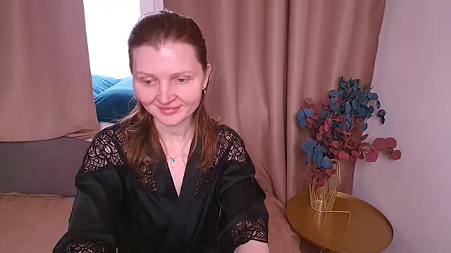 Liza  Evans online show from April 2026 02:14:01 AM