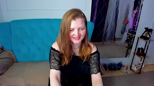 Liza  Evans online show from May 2026 02:02:02 AM