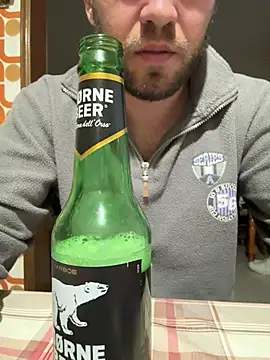 sKizzo69  online show from April 2026 08:55:02 PM