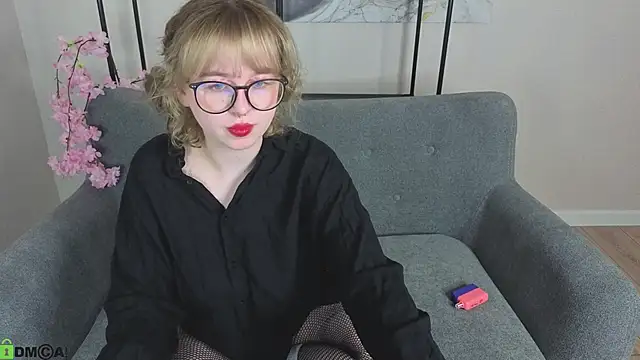 Helen Carson online show from April 2026 12:59:02 AM