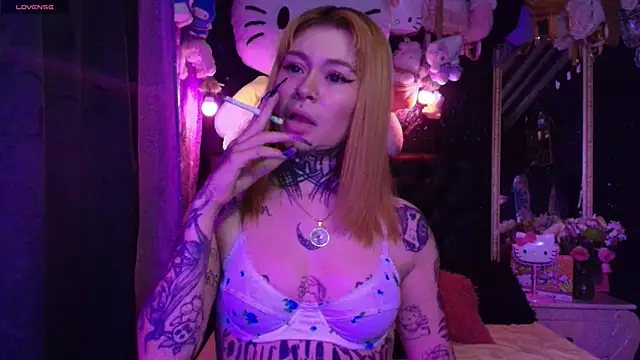 MelodyPrive online show from April 2026 08:02:01 PM