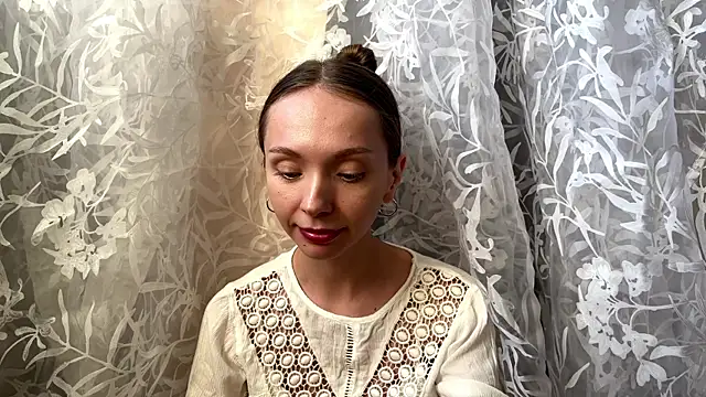 AdriannaBill online show from July 2026 04:18:01 PM