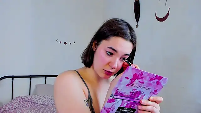 LiyaFly online show from May 2026 05:45:02 AM