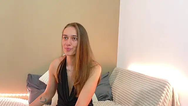 christinne x online show from July 2026 04:08:01 AM