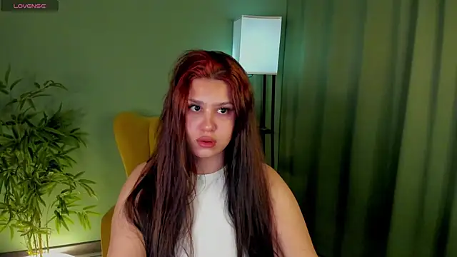 nicolewoss online show from April 2026 04:13:02 AM