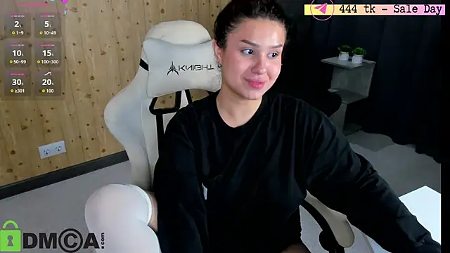 Snapshot of nicolewoss chatting on June 2026 04:50:01 AM nicolewoss online show from June 2026 04:50:01 AM